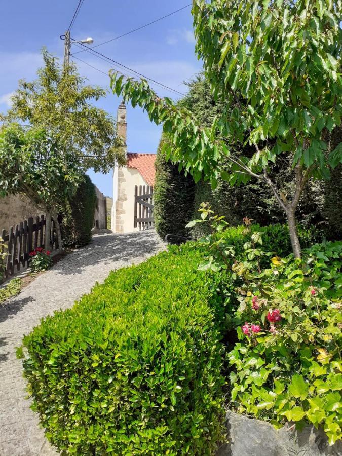 فيلا La Casina De Santulaya Adrales المظهر الخارجي الصورة